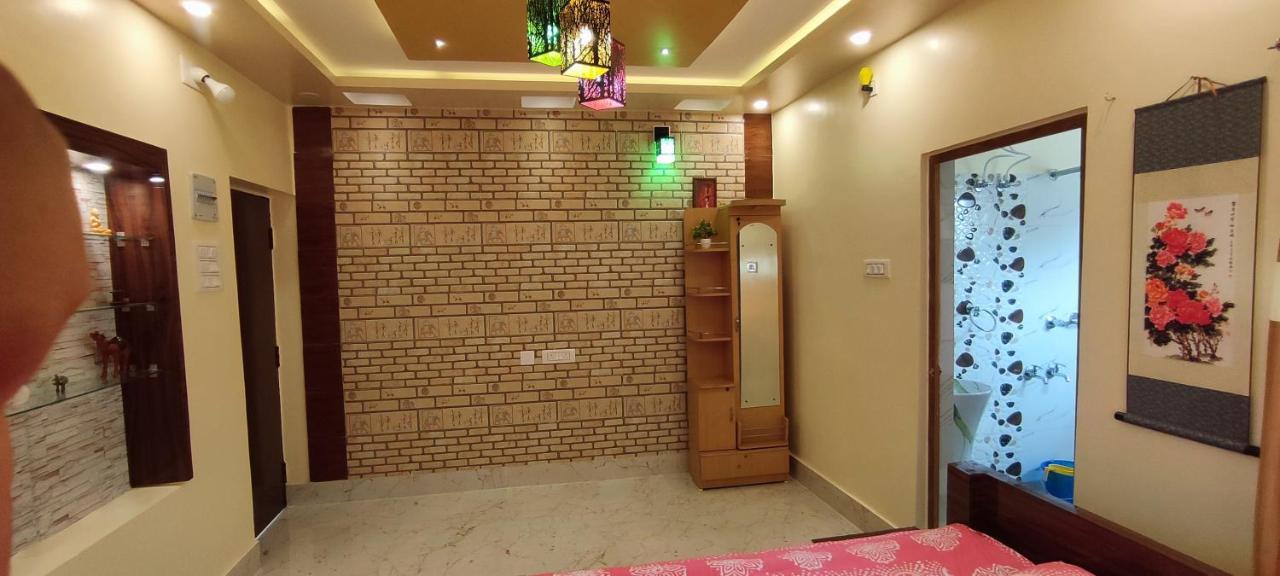 Urban Sky Apartamento Shānti Niketan Exterior foto